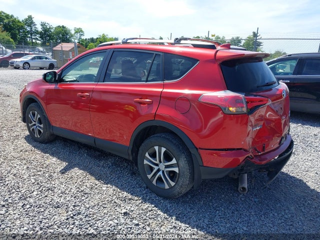 Toyota RAV4 LE 2016 JTMBFREV0GJ093249 Image 3