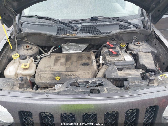 1C4NJPBB4HD120298 Jeep Patriot Sport Fwd