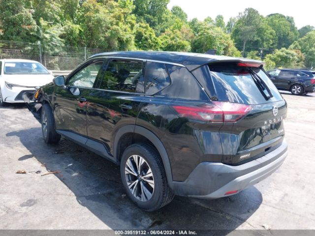 5N1AT3BB7MC735988 Nissan Rogue Sv Intelligent Awd