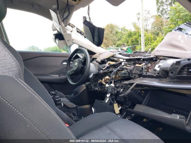 5N1AT3BB7MC735988 Nissan Rogue Sv Intelligent Awd