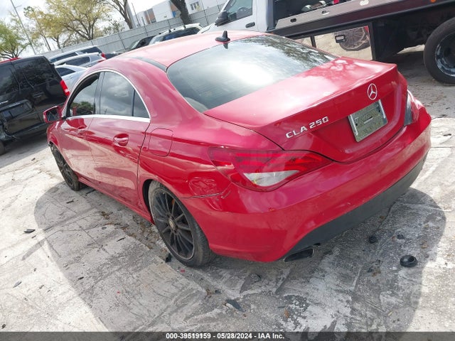 Mercedes-Benz CLA 250 2014 WDDSJ4EB8EN153636 Image 3