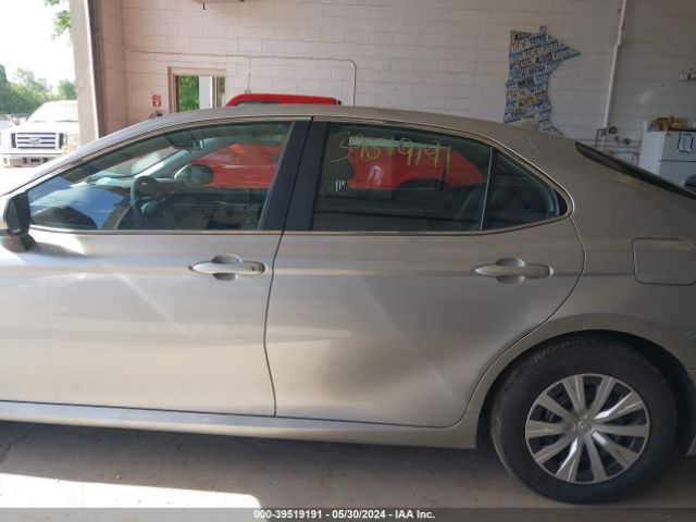 4T1B31HK9KU007726 Toyota Camry Hybrid Le