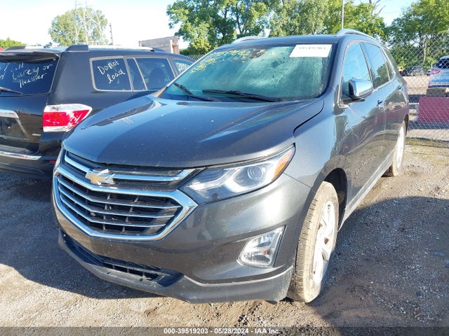 Chevrolet Equinox Premier 2018 2GNAXVEV6J6222270 Image 2