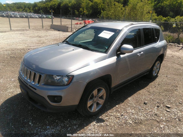 Jeep Compass Latitude 4x4 2017 1C4NJDEB2HD121847 Image 2