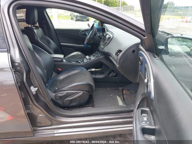 Chrysler 200 S 2015 1C3CCCBB1FN625379 Image 5