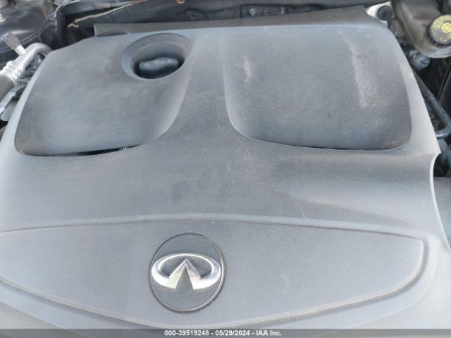 SJKCH5CR6HA019927 Infiniti Qx30 Premium
