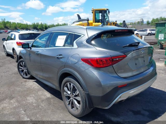 SJKCH5CR6HA019927 Infiniti Qx30 Premium