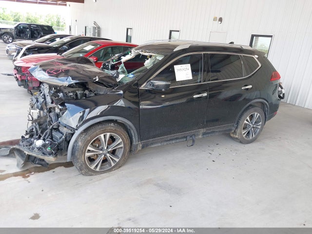 Nissan ROGUE SV 2019 JN8AT2MT3KW502629 Image 2