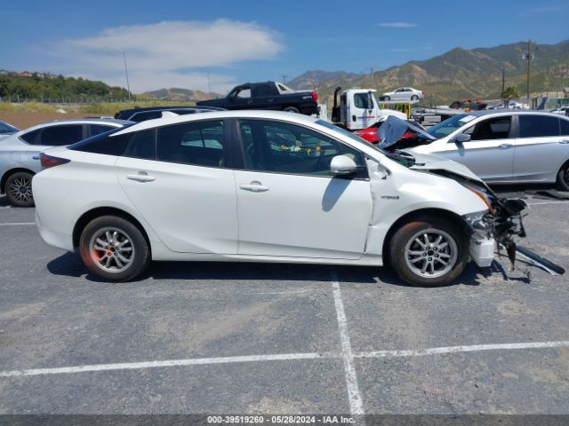 JTDKBRFU5J3067260 Toyota Prius Two