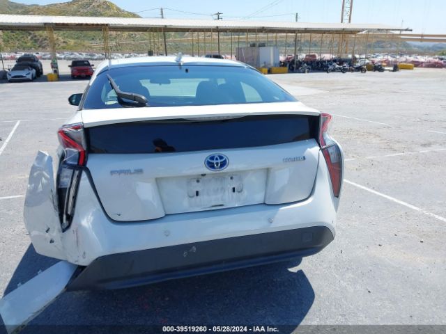 JTDKBRFU5J3067260 Toyota Prius Two