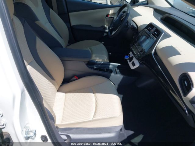 JTDKBRFU5J3067260 Toyota Prius Two