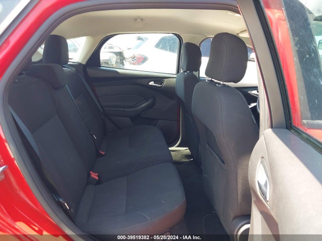 Ford FOCUS SE 2017 1FADP3K27HL232124 Image 8
