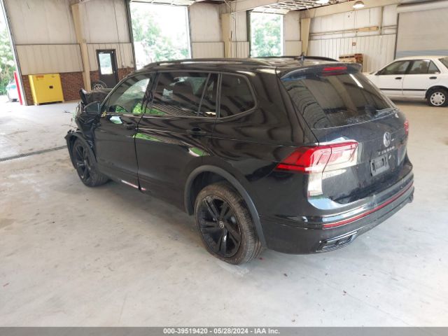 3VVCB7AX3PM122212 Volkswagen Tiguan 2.0t Se R-line Black