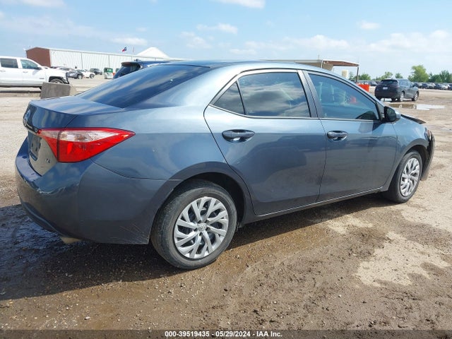 Toyota COROLLA LE 2017 2T1BURHE0HC786577 Image 4