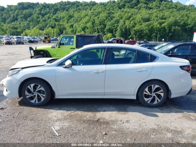 4S3BWAD66M3017093 Subaru Legacy Premium