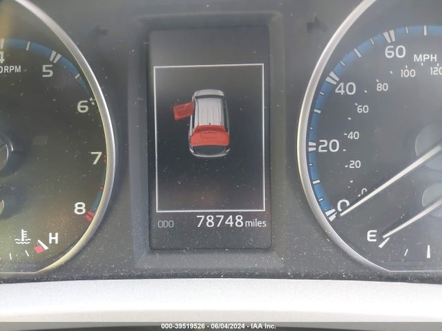 Toyota RAV4 LE 2017 2T3BFREV8HW675957 Image 15