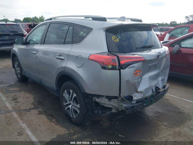 Toyota RAV4 LE 2017 2T3BFREV8HW675957 Image 3