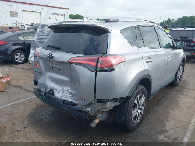 Toyota RAV4 LE 2017 2T3BFREV8HW675957 Image 4