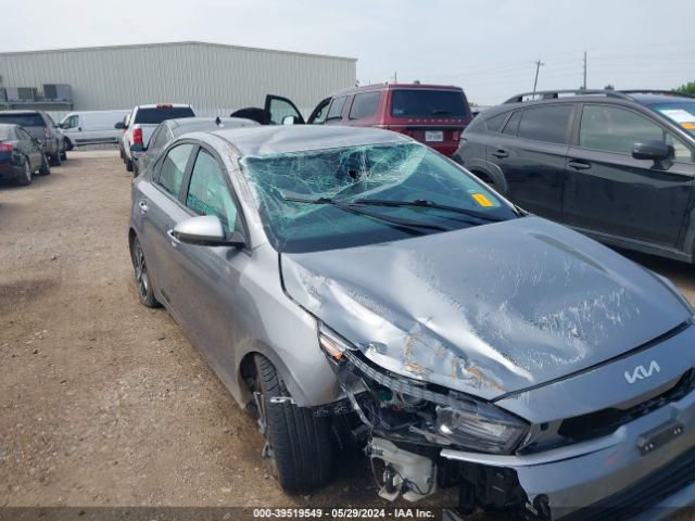 3KPF24AD9PE540218 KIA Forte Lxs