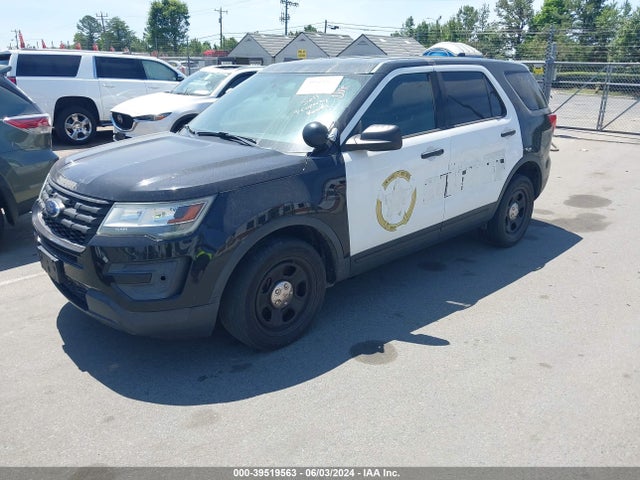 Ford Utility Police Interceptor 2017 1FM5K8AR0HGB92742 Image 2