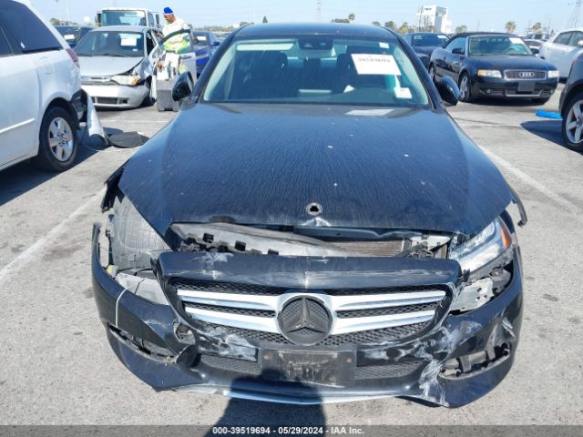 55SWF4JB1GU132047 Mercedes-Benz C 300 Luxury/sport