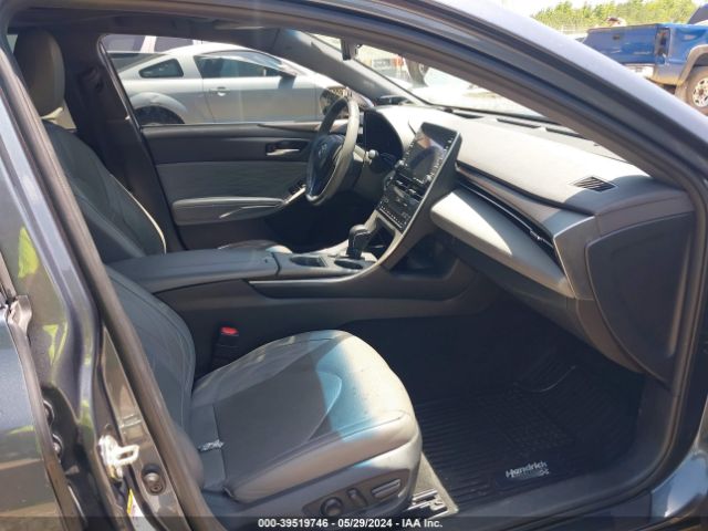 4T1BZ1FB9KU020008 Toyota AVALON LIMITED