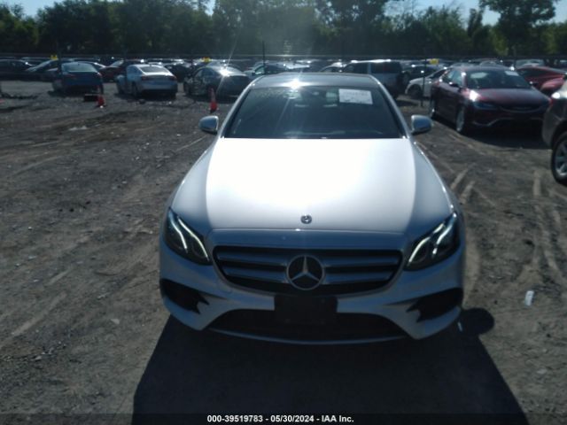 WDDZF4KB8JA431568 Mercedes-Benz E 300 4matic