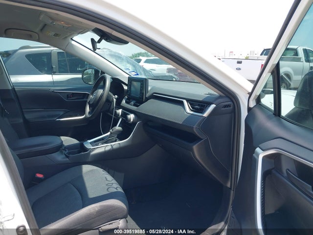 Toyota RAV4 LE 2019 2T3H1RFV8KW019420 Image 5