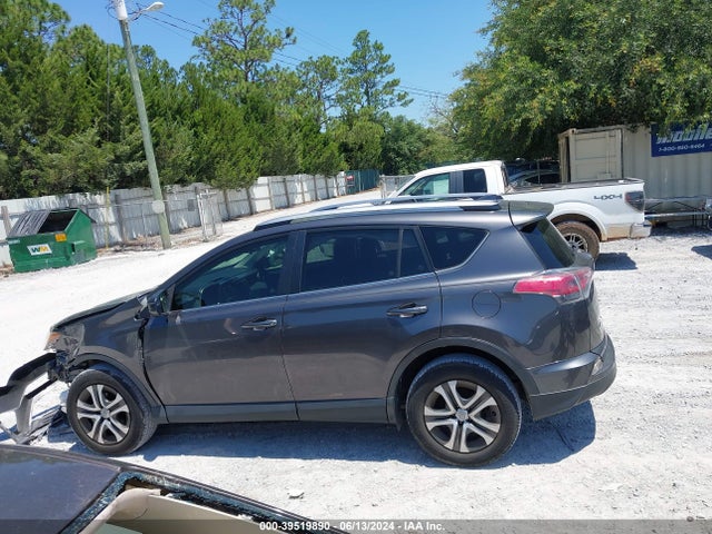 Toyota RAV4 LE 2017 JTMZFREV7HJ709559 Image 15