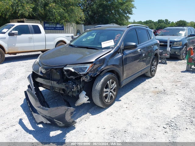 Toyota RAV4 LE 2017 JTMZFREV7HJ709559 Image 2