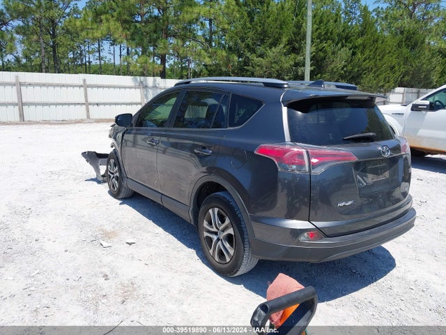 Toyota RAV4 LE 2017 JTMZFREV7HJ709559 Image 3