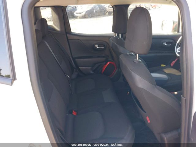 ZACCJBCT3FPB50800 Jeep Renegade Trailhawk