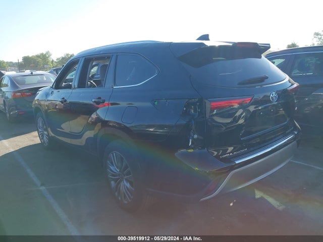 Toyota Highlander Hybrid Platinum 2021 5TDFARAH8MS007989 Image 3