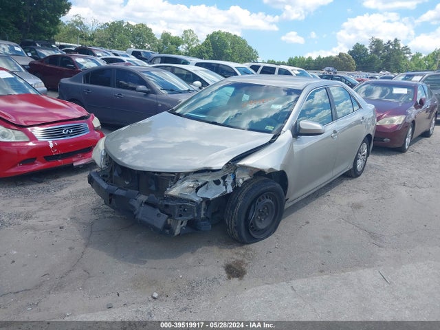 Toyota CAMRY LE 2014 4T4BF1FK8ER400685 Image 2