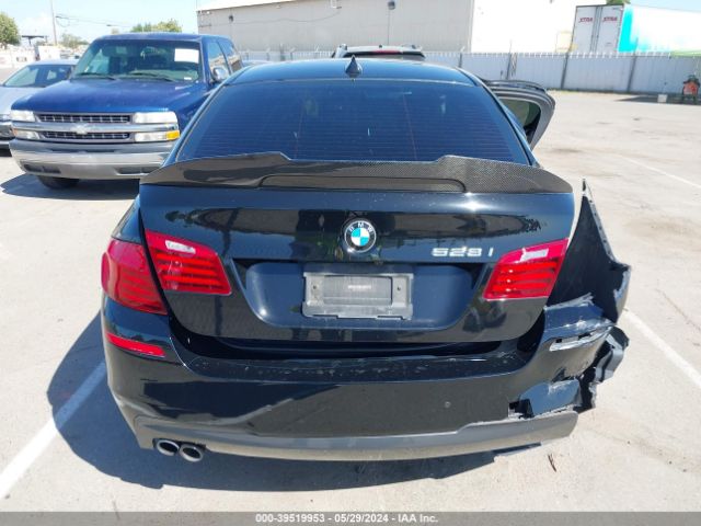 WBA5A5C58GD526979 BMW 528I