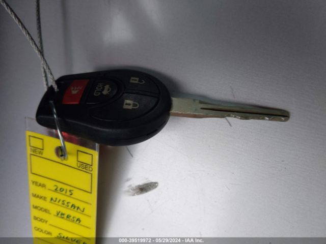3N1CN7AP1FL875850 Nissan Versa 1.6 Sv