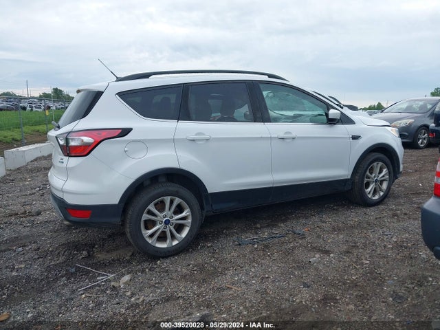 Ford ESCAPE SE 2018 1FMCU9GD1JUB23746 Image 13