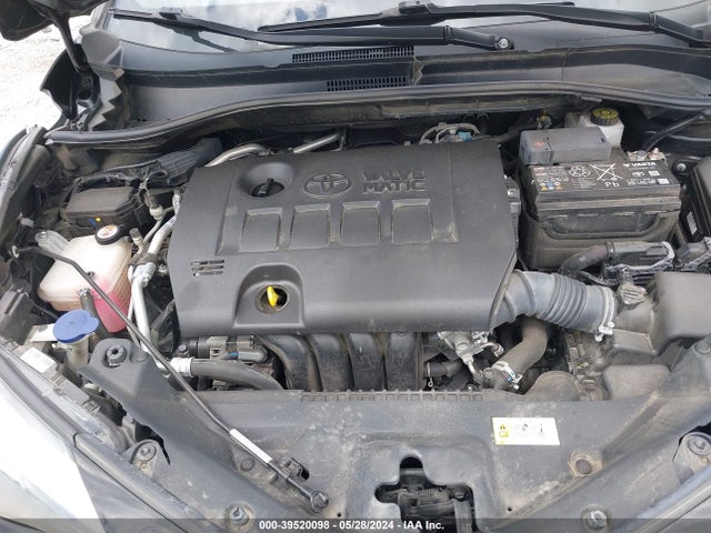 Toyota C-HR XLE 2020 NMTKHMBX8LR116551 Image 10