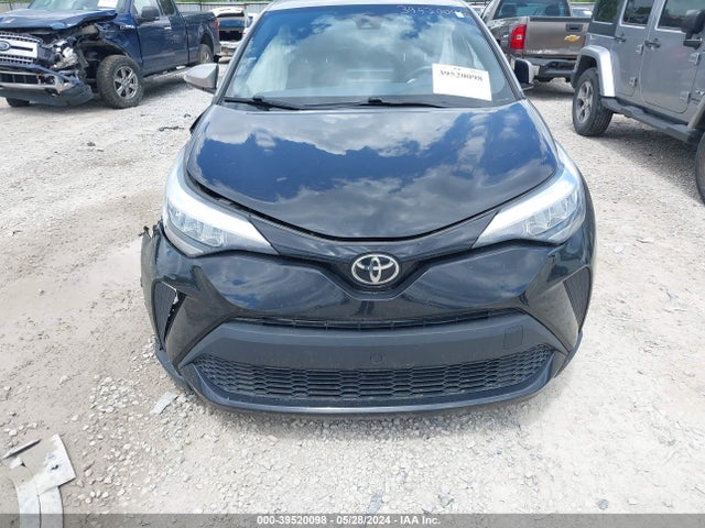 Toyota C-HR XLE 2020 NMTKHMBX8LR116551 Image 12