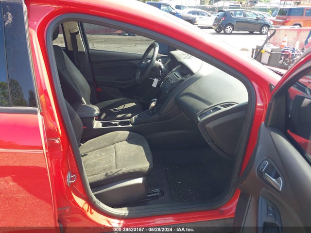 Ford FOCUS SE 2016 1FADP3F21GL286317 Image 5