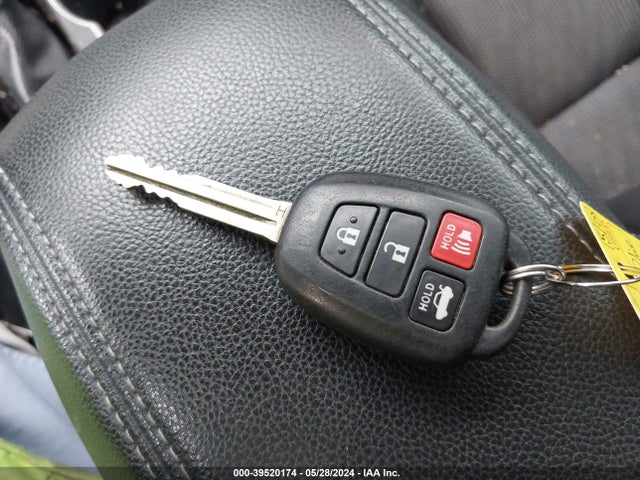 Toyota Corolla S Plus 2016 2T1BURHE9GC745492 Image 11