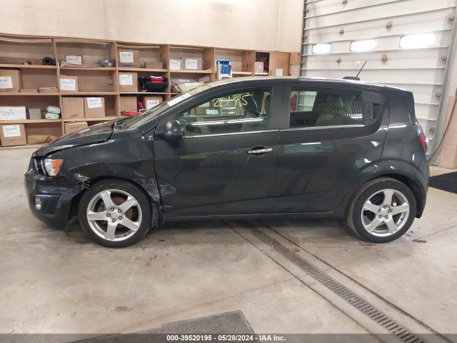Chevrolet Sonic Ltz Auto 2015 1G1JE6SB0F4151292 Image 14
