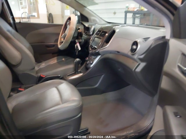 Chevrolet Sonic Ltz Auto 2015 1G1JE6SB0F4151292 Image 5