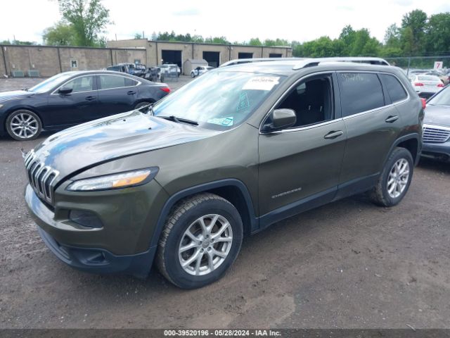 1C4PJMCB7FW749304 Jeep Cherokee Latitude