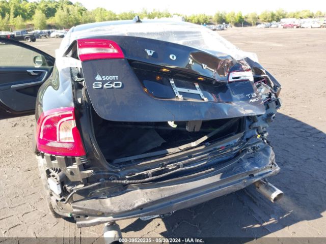 YV140MTLXJ2450978 Volvo S60 T5 Dynamic