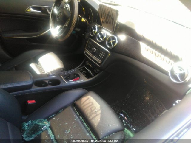 WDCTG4GB2JJ491572 Mercedes-Benz Gla 250 4matic