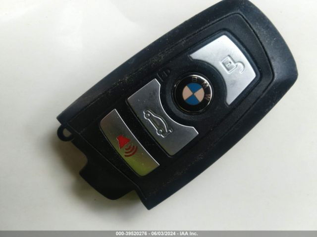 WBA8E5G54GNT40152 BMW 320i Xdrive