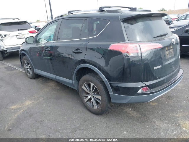 Toyota Rav4 Xle 2017 2T3RFREV4HW651945 Image 3