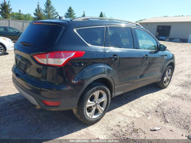 1FMCU9GX7GUC67501 Ford ESCAPE SE