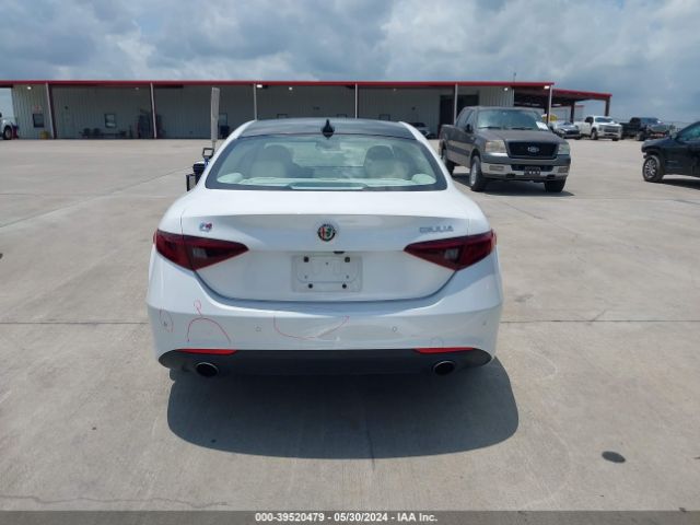 ZARFANBN3K7611847 Alfa Romeo Giulia Ti Lusso Awd